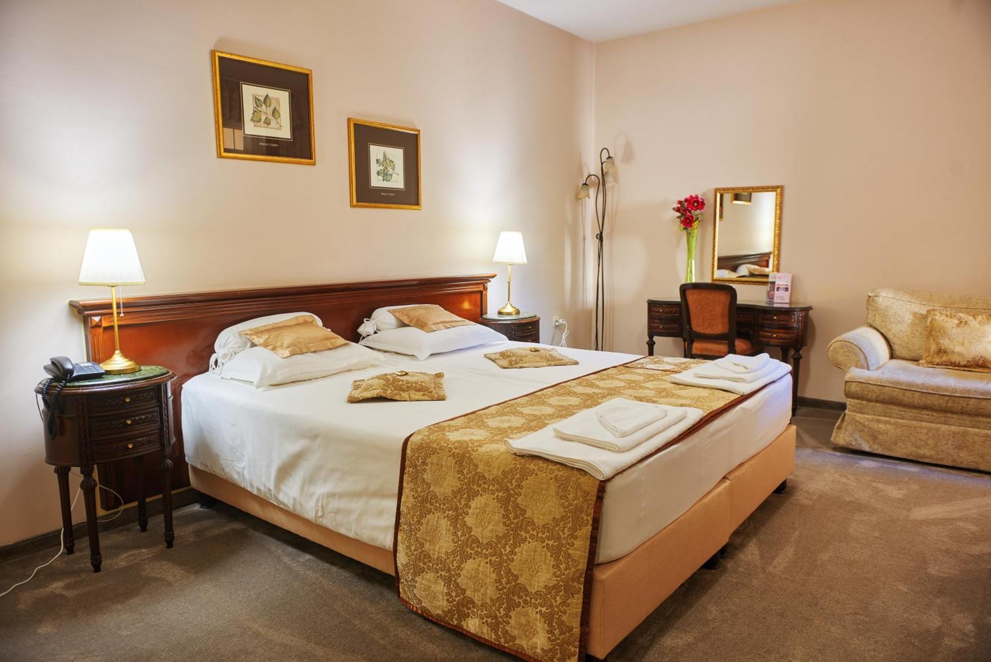 Garni Hotel Andric Sombor Extérieur photo