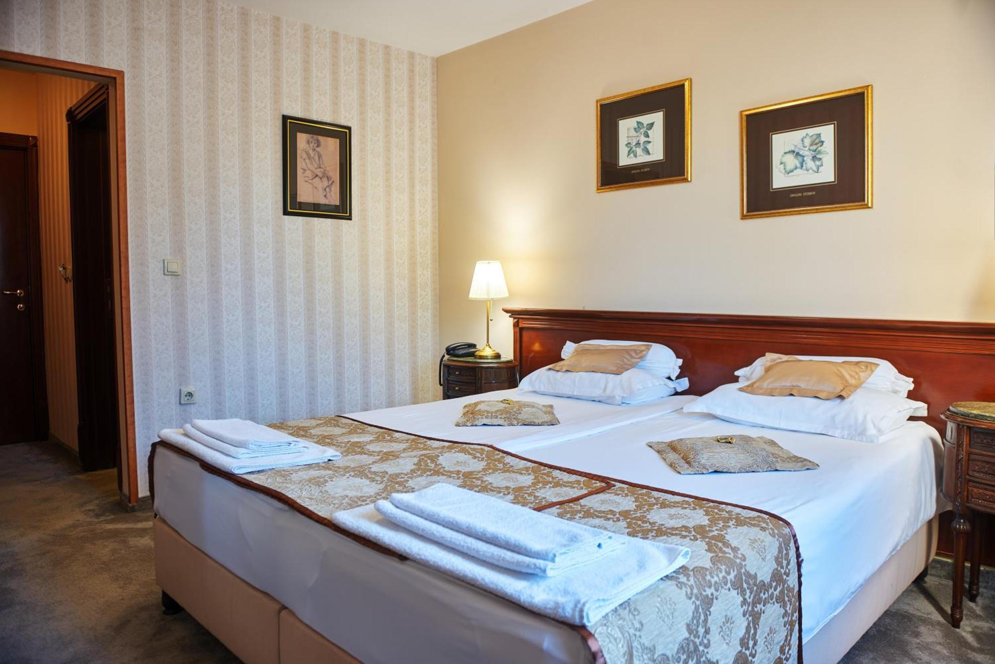 Garni Hotel Andric Sombor Extérieur photo