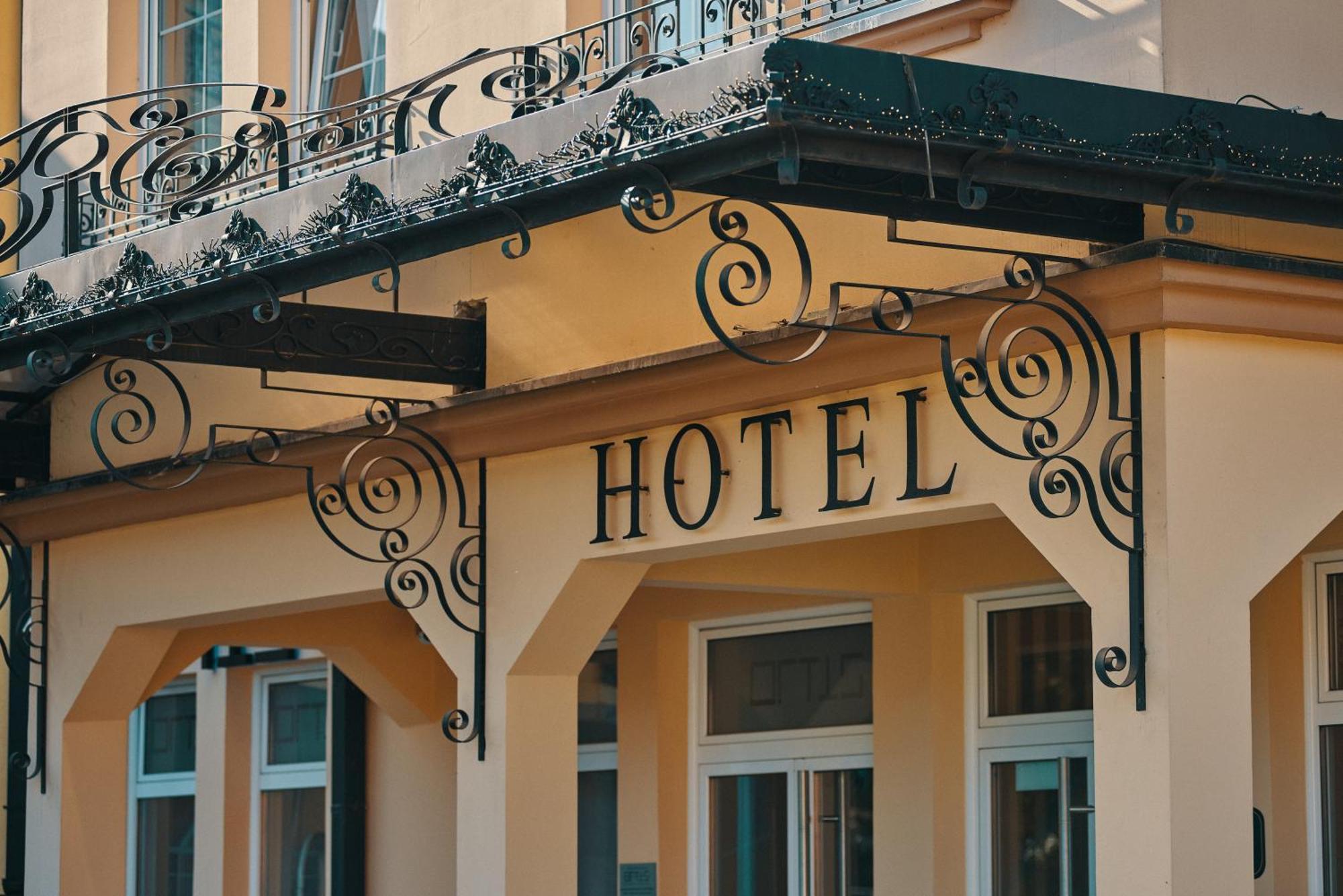 Garni Hotel Andric Sombor Extérieur photo